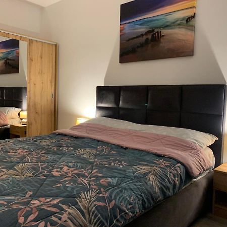 Апартаменты Apartament Sara Тыргу-Муреш Экстерьер фото